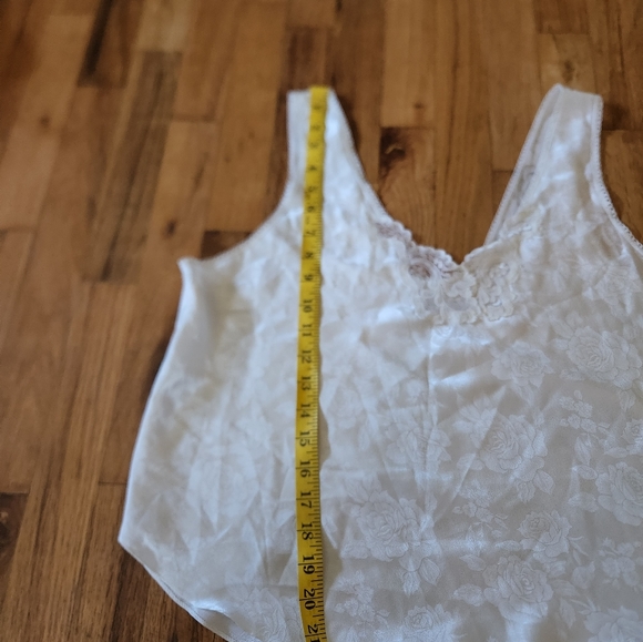 Vintage Linda Bis tank top - Picture 6 of 7